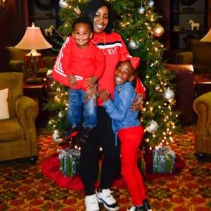 Meet your Posher, Candy